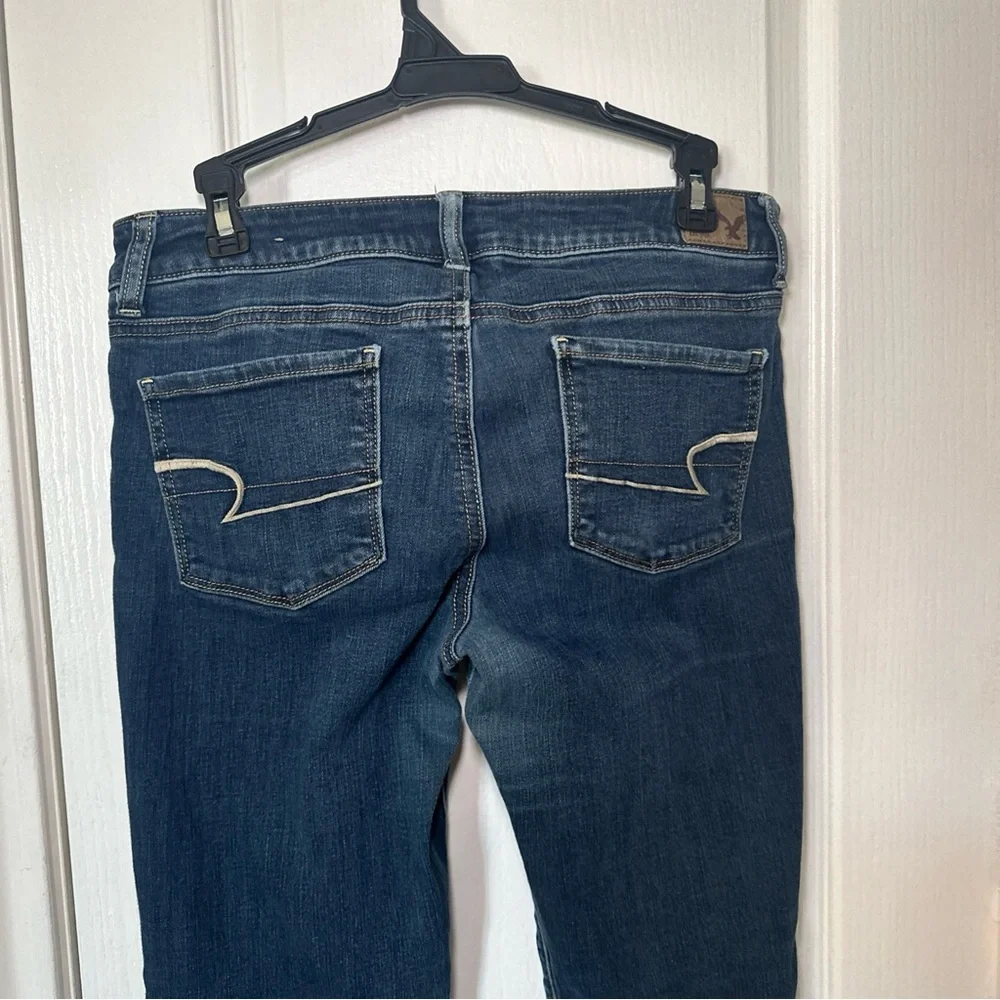 American Eagle Women’s Jeans Size 8 Regular Color Blue‎